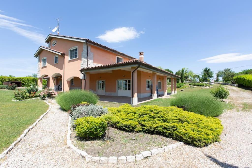 Villa Ruffo Campobasso Eksteriør billede